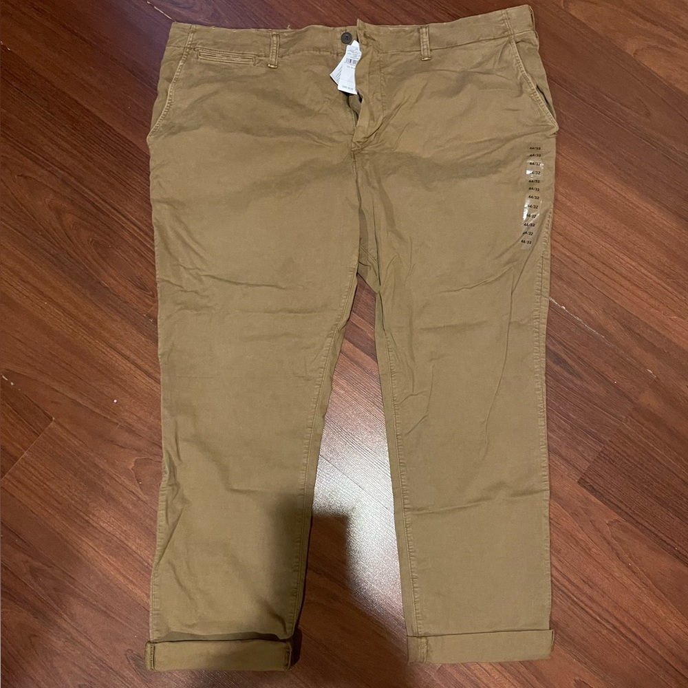 American Eagle Khaki Pants